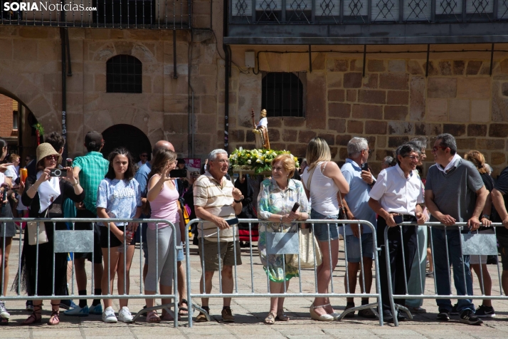 Lunes de Bailas 2025