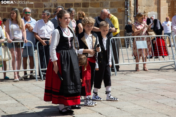 Lunes de Bailas 2025