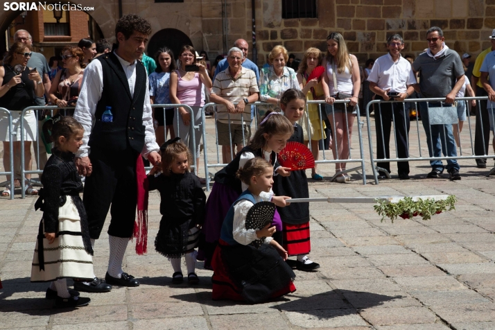 Lunes de Bailas 2025