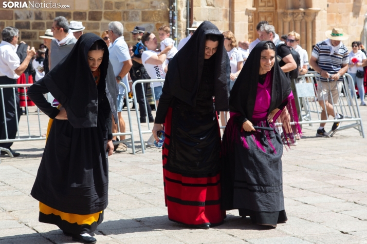 Lunes de Bailas 2025