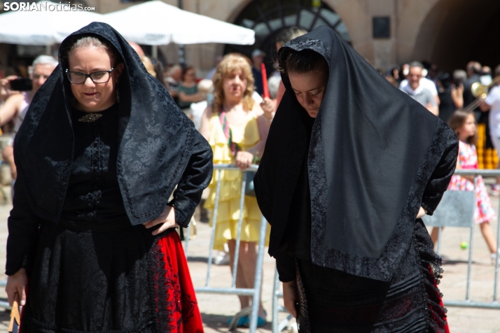 Lunes de Bailas 2025