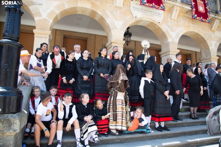 Lunes de Bailas 2025