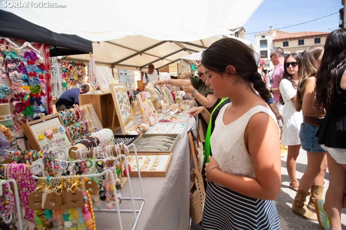 Mercado tradicional de Almarza 2025