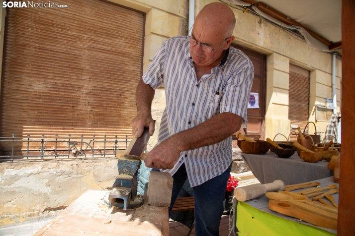 Mercado tradicional de Almarza 2025