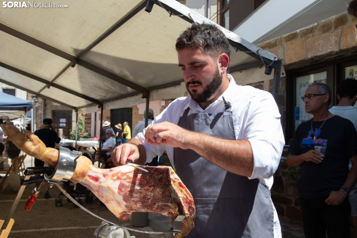 Mercado tradicional de Almarza 2025