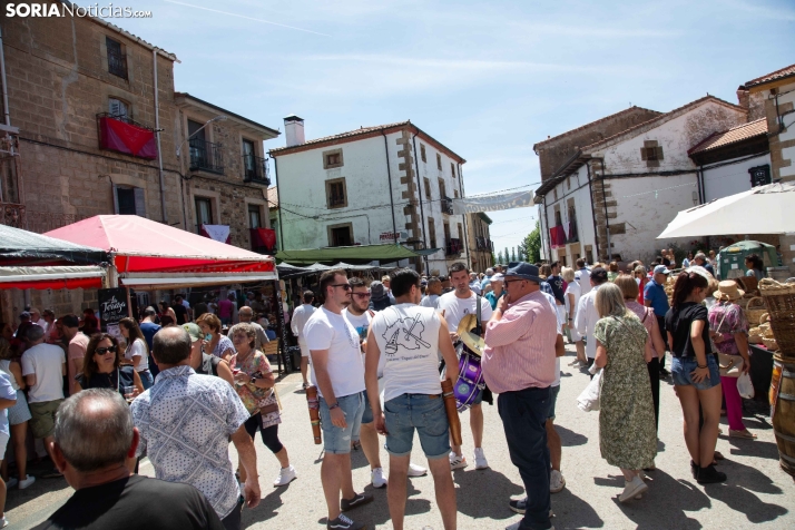 Mercado tradicional de Almarza 2025