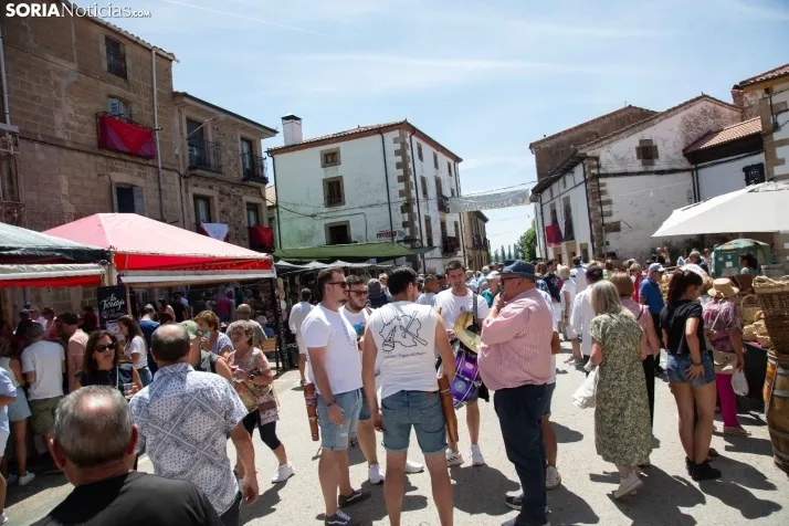 Mercado tradicional de Almarza 2025