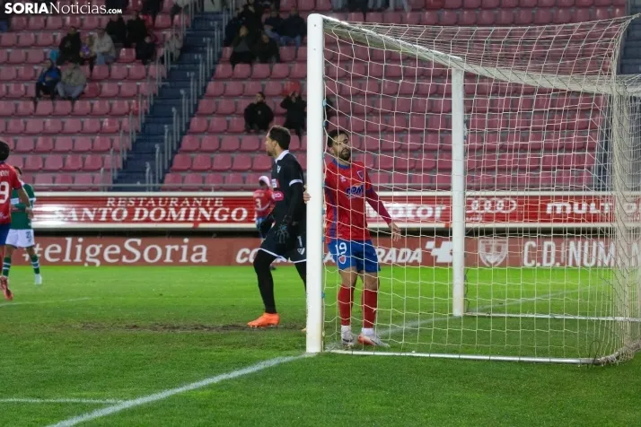 Numancia vs Coruxo
