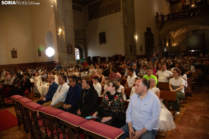 Ofrenda de flores Los Milagros 2025