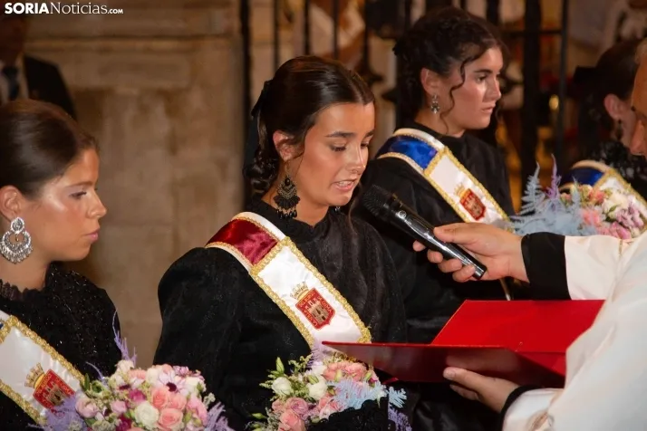 Ofrenda floral a la Virgen del Espino