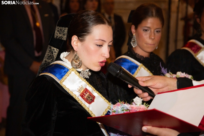 Ofrenda floral a la Virgen del Espino