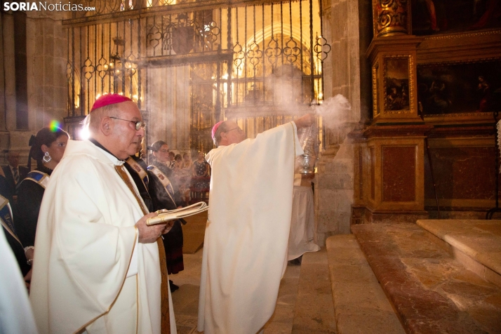 Ofrenda floral a la Virgen del Espino