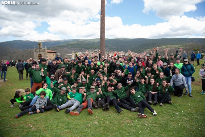 Pingada del Mayo en Covaleda 2025