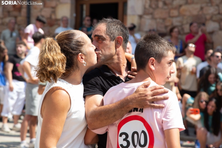 Pingada del mayo en Vinuesa