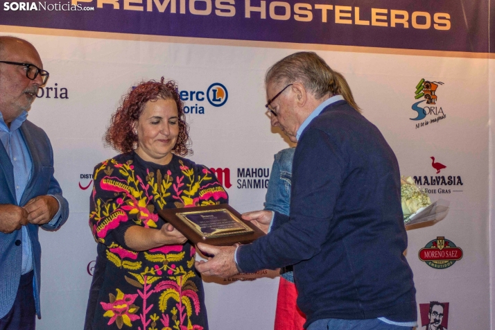 GALER&Iacute;A | Emoci&oacute;n, reconocimiento y homenajes en los premios de la Hosteler&iacute;a