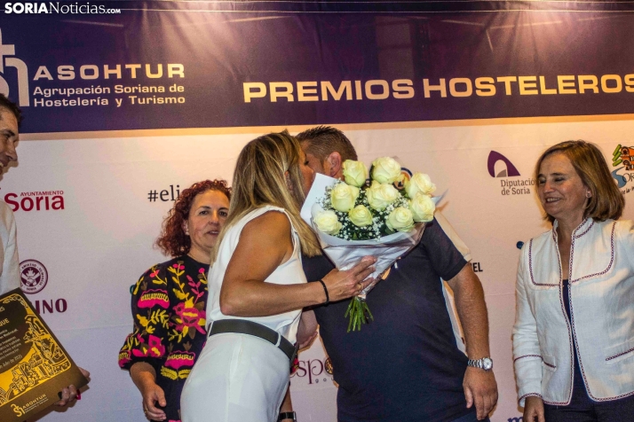 GALER&Iacute;A | Emoci&oacute;n, reconocimiento y homenajes en los premios de la Hosteler&iacute;a