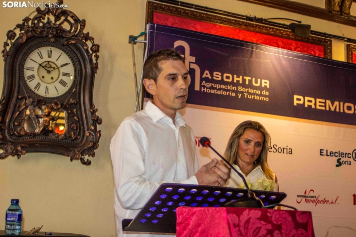 GALER&Iacute;A | Emoci&oacute;n, reconocimiento y homenajes en los premios de la Hosteler&iacute;a