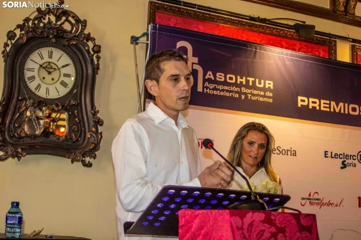 GALER&Iacute;A | Emoci&oacute;n, reconocimiento y homenajes en los premios de la Hosteler&iacute;a