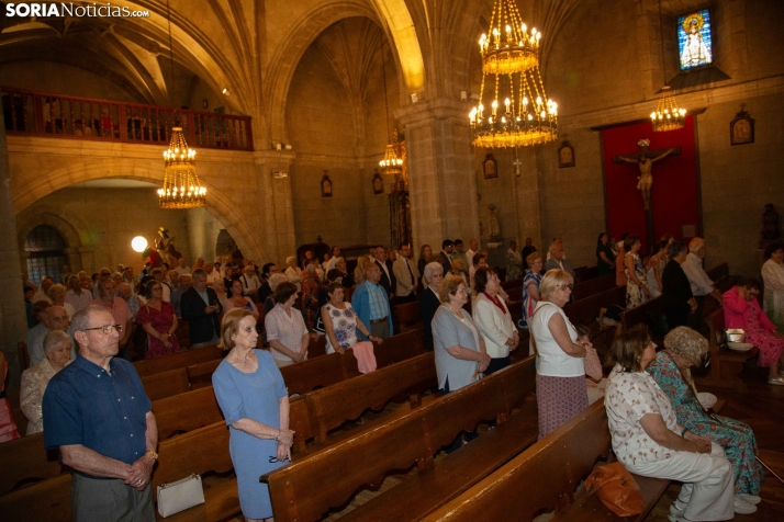 Procesión en honor a San Quirico y Santa Julita