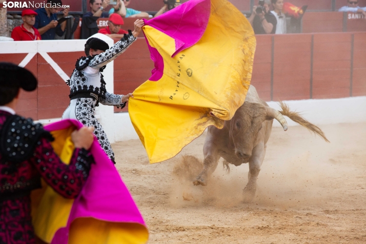 Toros en El Burgo 2025