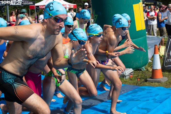 Travesía a nado en el Embalse de la Cuerda