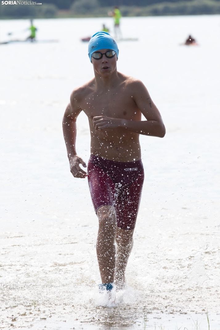 Travesía a nado en el Embalse de la Cuerda