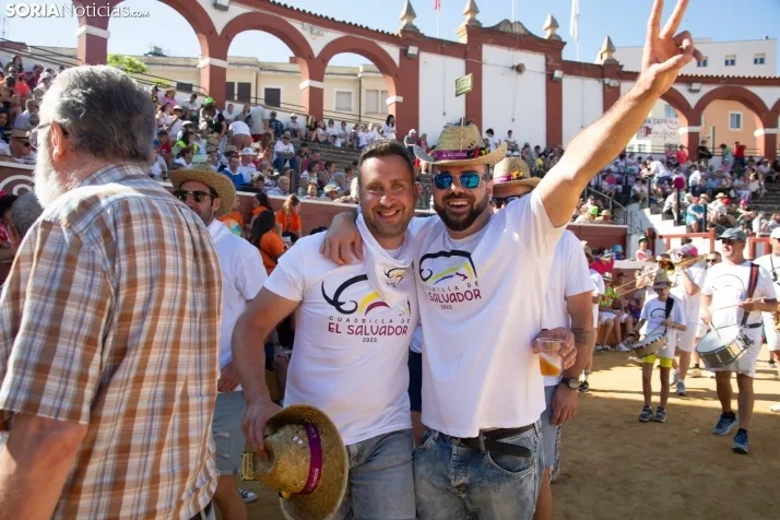 Viernes de Toros 2025 matinal plaza