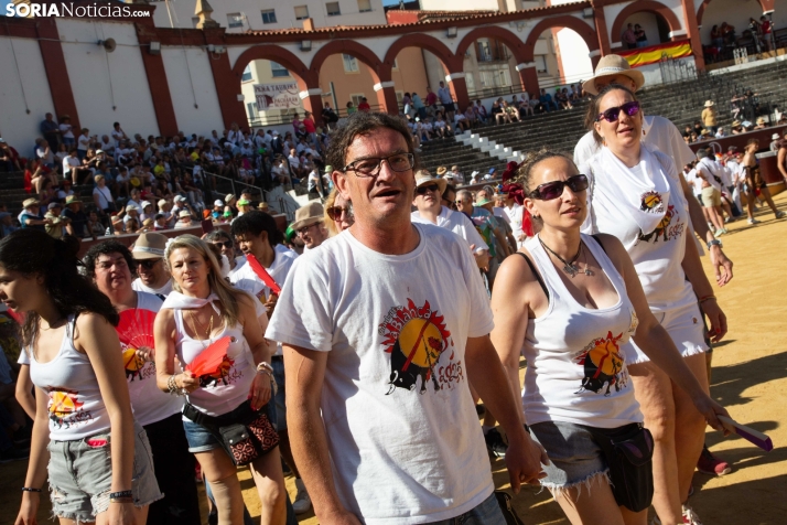 Viernes de Toros 2025 matinal plaza