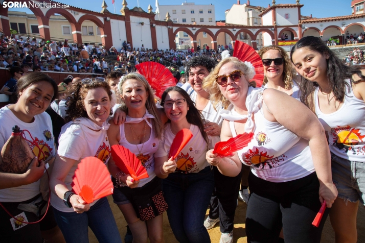 Viernes de Toros 2025 matinal plaza