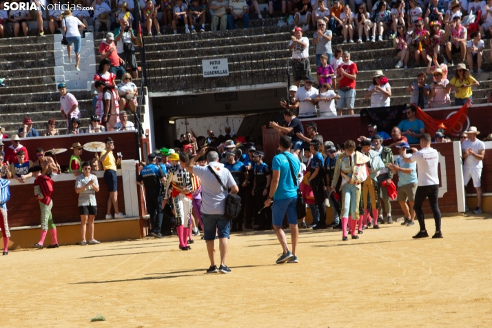 Viernes de Toros 2025 matinal plaza