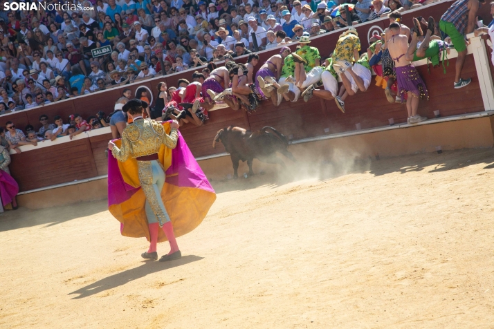 Viernes de Toros 2025 matinal plaza