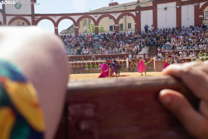 Viernes de Toros 2025 matinal plaza