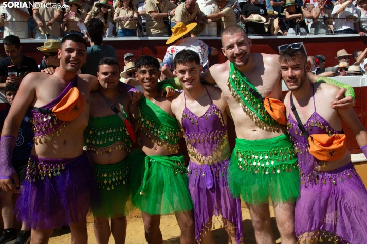 Viernes de Toros 2025 matinal plaza