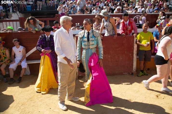 Viernes de Toros 2025 matinal plaza