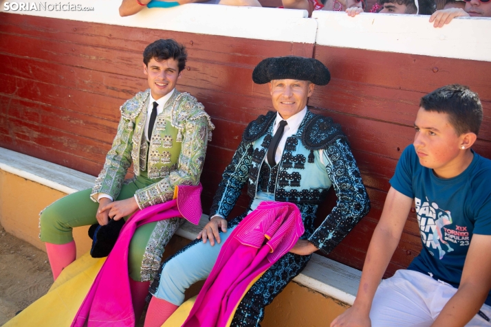 Viernes de Toros 2025 matinal plaza