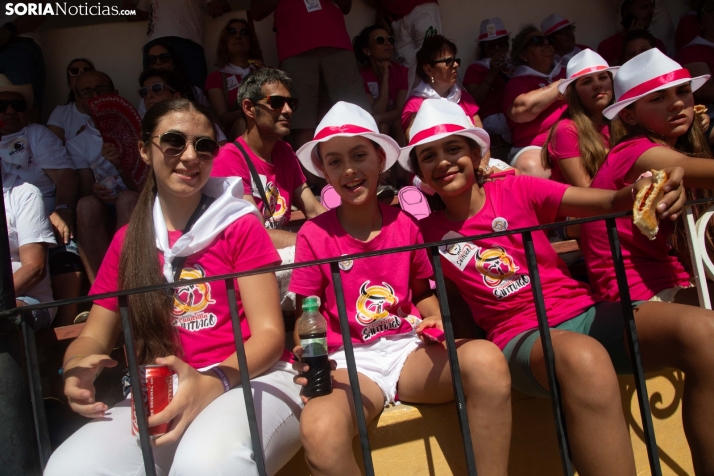 Viernes de Toros 2025 matinal plaza