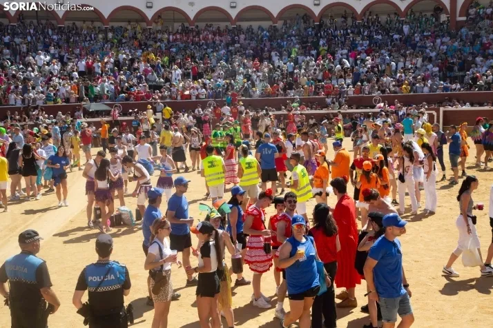 Viernes de Toros 2025 matinal plaza
