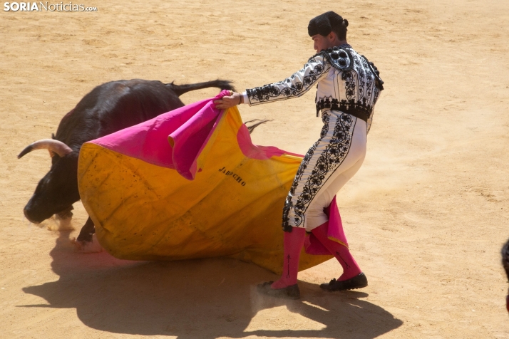 Viernes de Toros 2025 matinal plaza