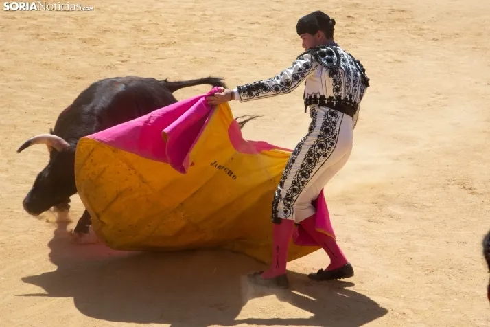 Viernes de Toros 2025 matinal plaza