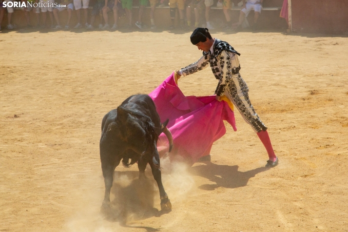 Viernes de Toros 2025 matinal plaza