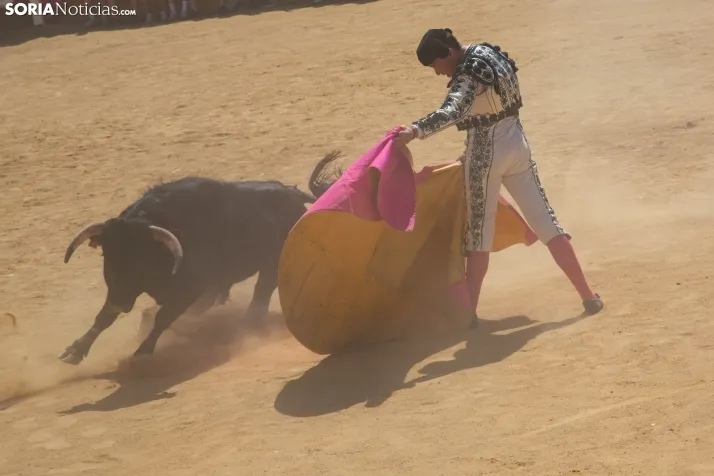 Viernes de Toros 2025 matinal plaza