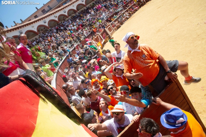 Viernes de Toros 2025 matinal plaza