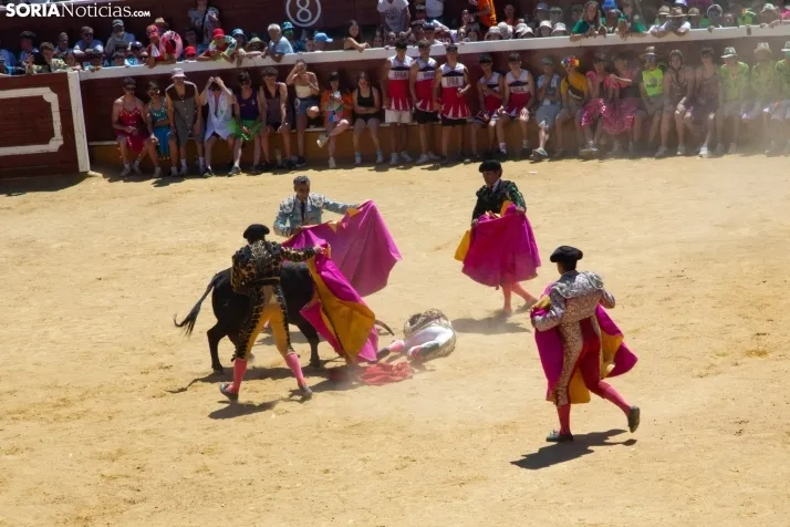 Viernes de Toros 2025 matinal plaza