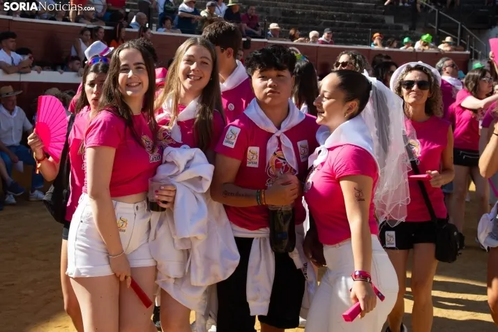 Viernes de Toros 2025 matinal plaza