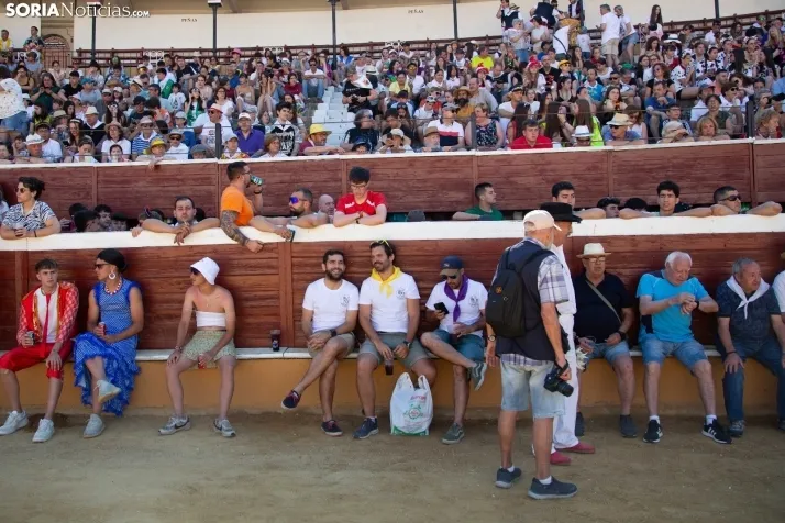 Viernes de Toros 2025 matinal plaza