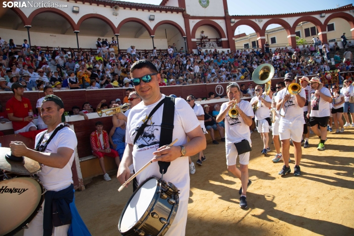 Viernes de Toros 2025 matinal plaza
