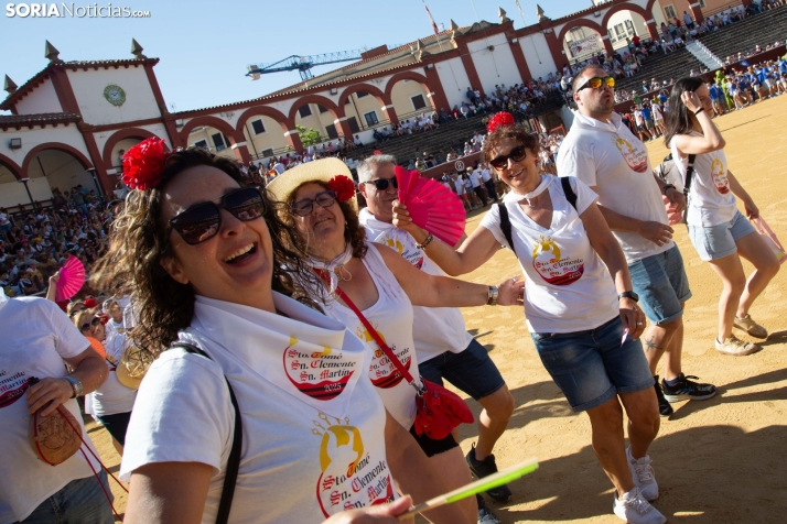 Viernes de Toros 2025 matinal plaza