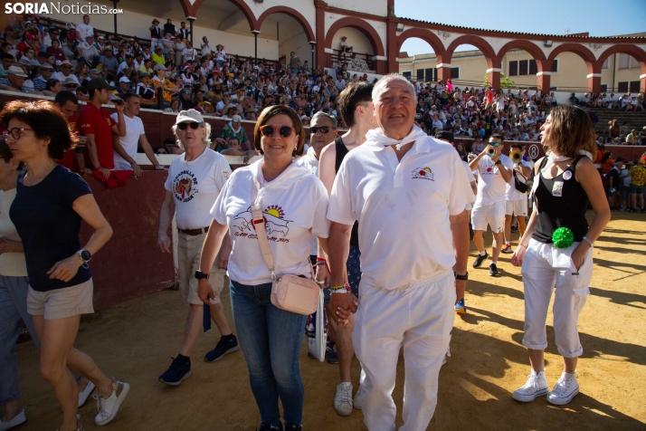 Viernes de Toros 2025 matinal plaza