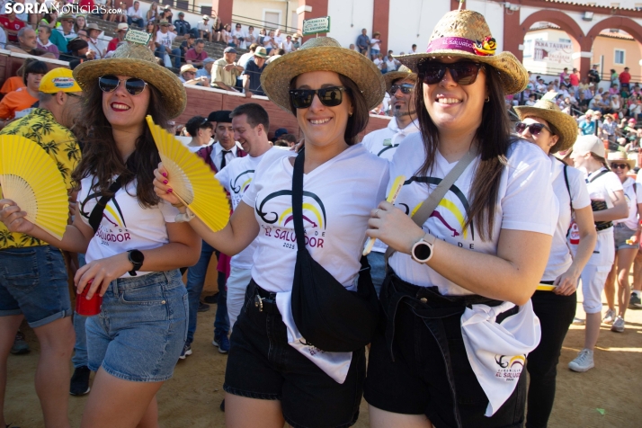 Viernes de Toros 2025 matinal plaza