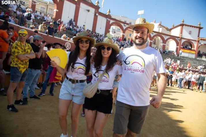 Viernes de Toros 2025 matinal plaza